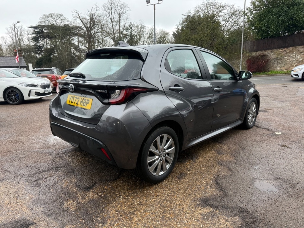 Used Toyota Yaris 2022 for sale - 76934812: Photo 6