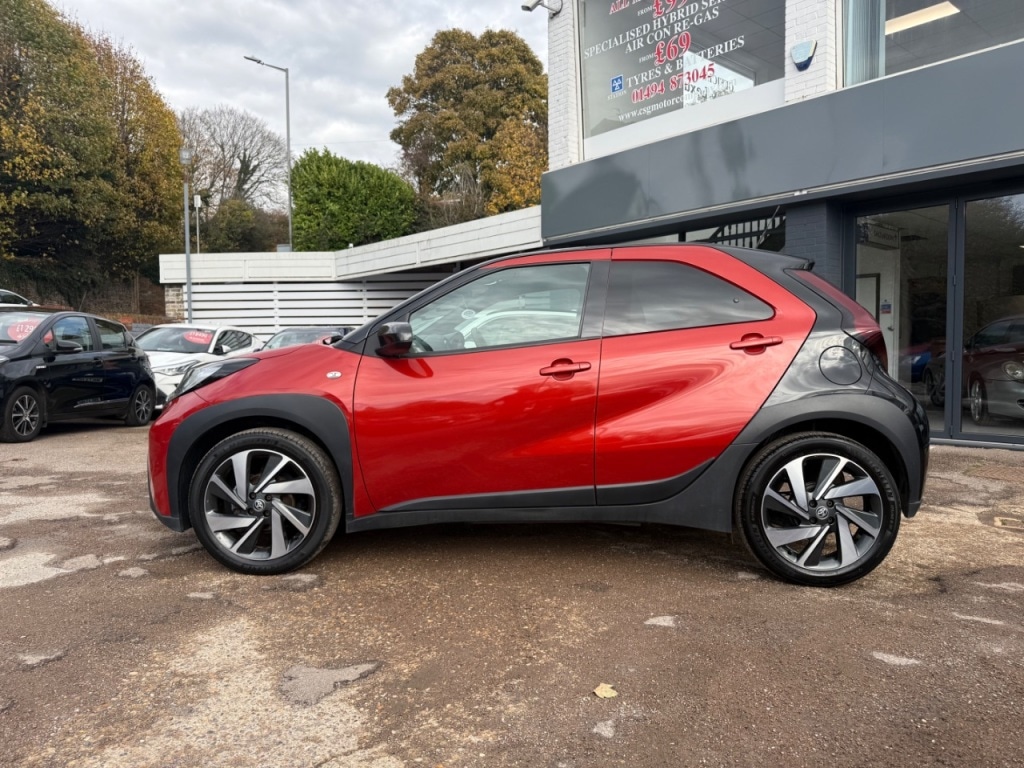 Used Toyota Aygo X 2022 for sale - 76355933: Photo 2