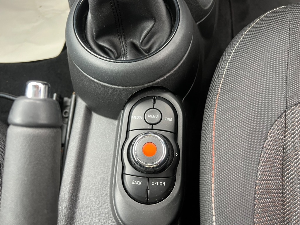 Used MINI Hatch 2019 for sale - 75427188: Photo 5