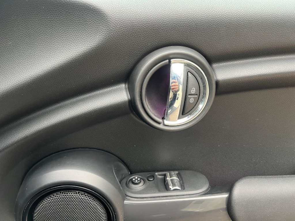 Used MINI Hatch 2019 for sale - 75427188: Photo 8