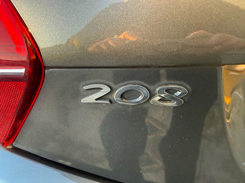 Used Peugeot 208 2015 for sale - 77113234: Photo 16