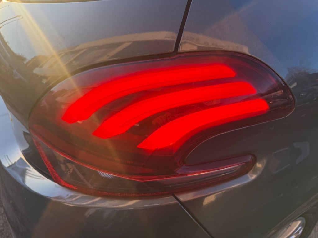 Used Peugeot 208 2015 for sale - 77113234: Photo 17