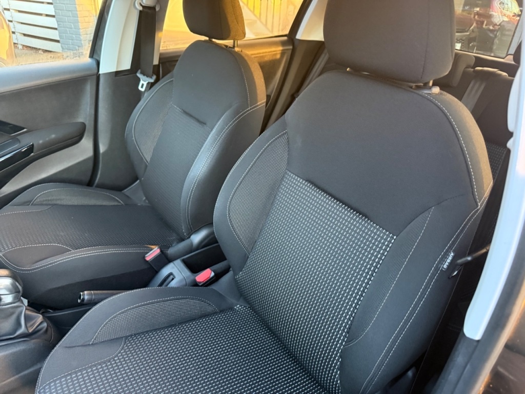 Used Peugeot 208 2015 for sale - 77113234: Photo 26