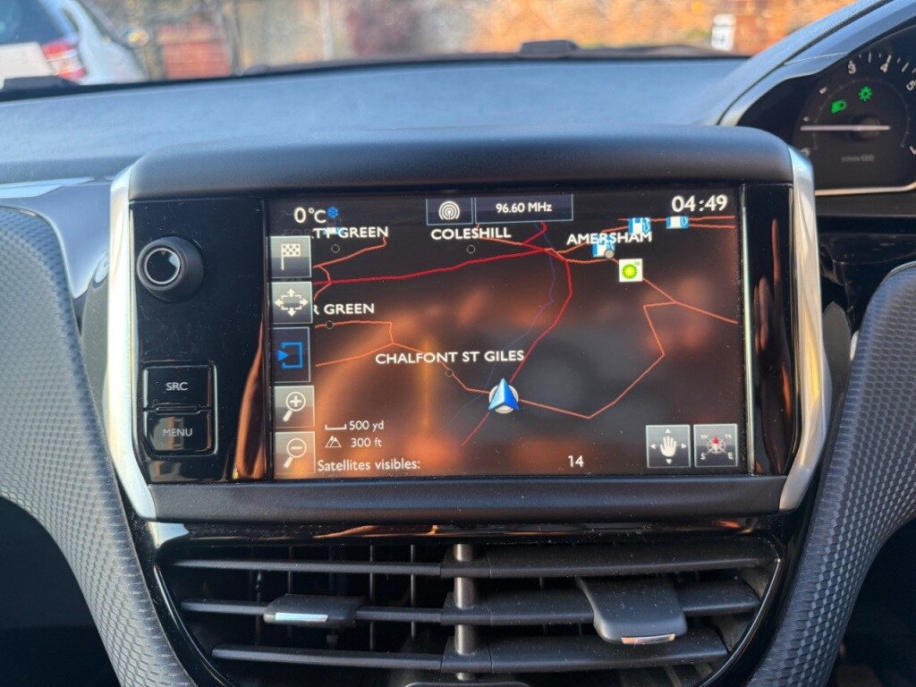 Used Peugeot 208 2015 for sale - 77113234: Photo 32