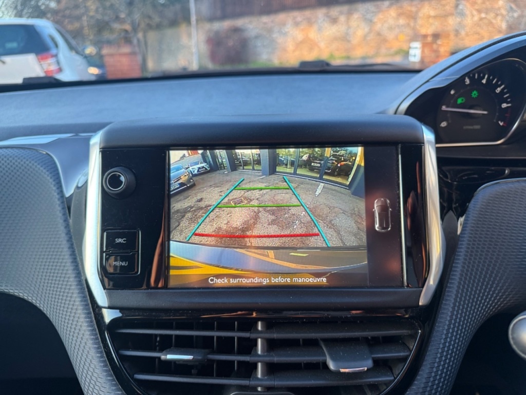 Used Peugeot 208 2015 for sale - 77113234: Photo 33