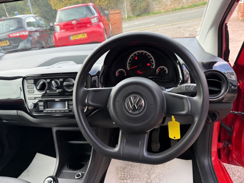 Used Volkswagen up! 2013 for sale - 76345051: Photo 3