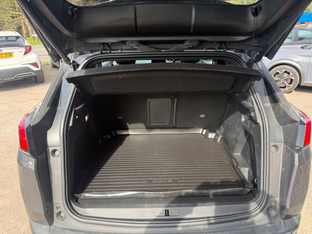 Used Peugeot 3008 2018 for sale - 77967745: Photo 11