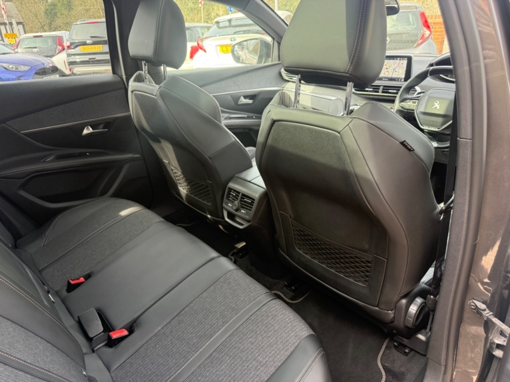 Used Peugeot 3008 2018 for sale - 77967745: Photo 23