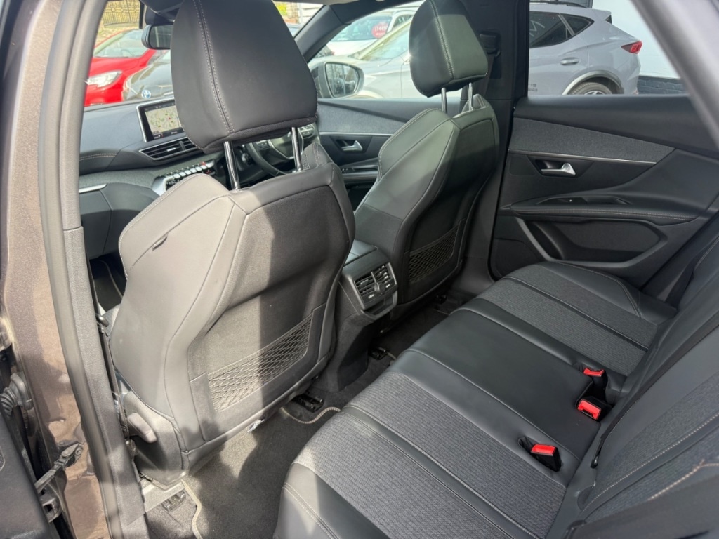 Used Peugeot 3008 2018 for sale - 77967745: Photo 25