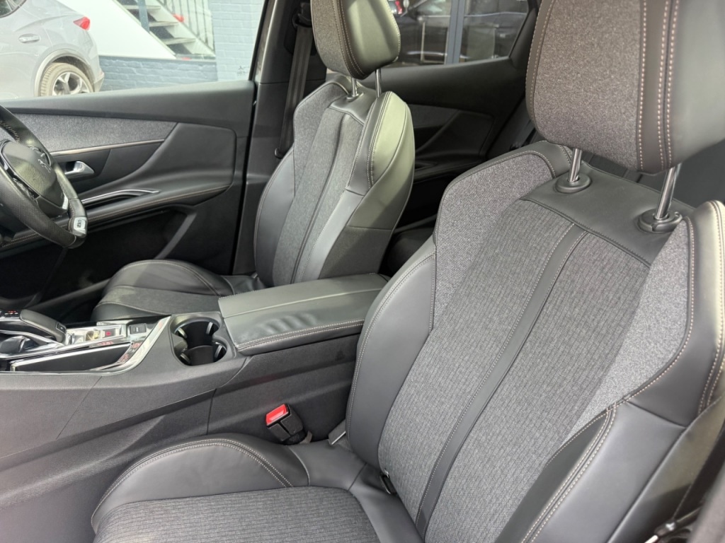 Used Peugeot 3008 2018 for sale - 77967745: Photo 28
