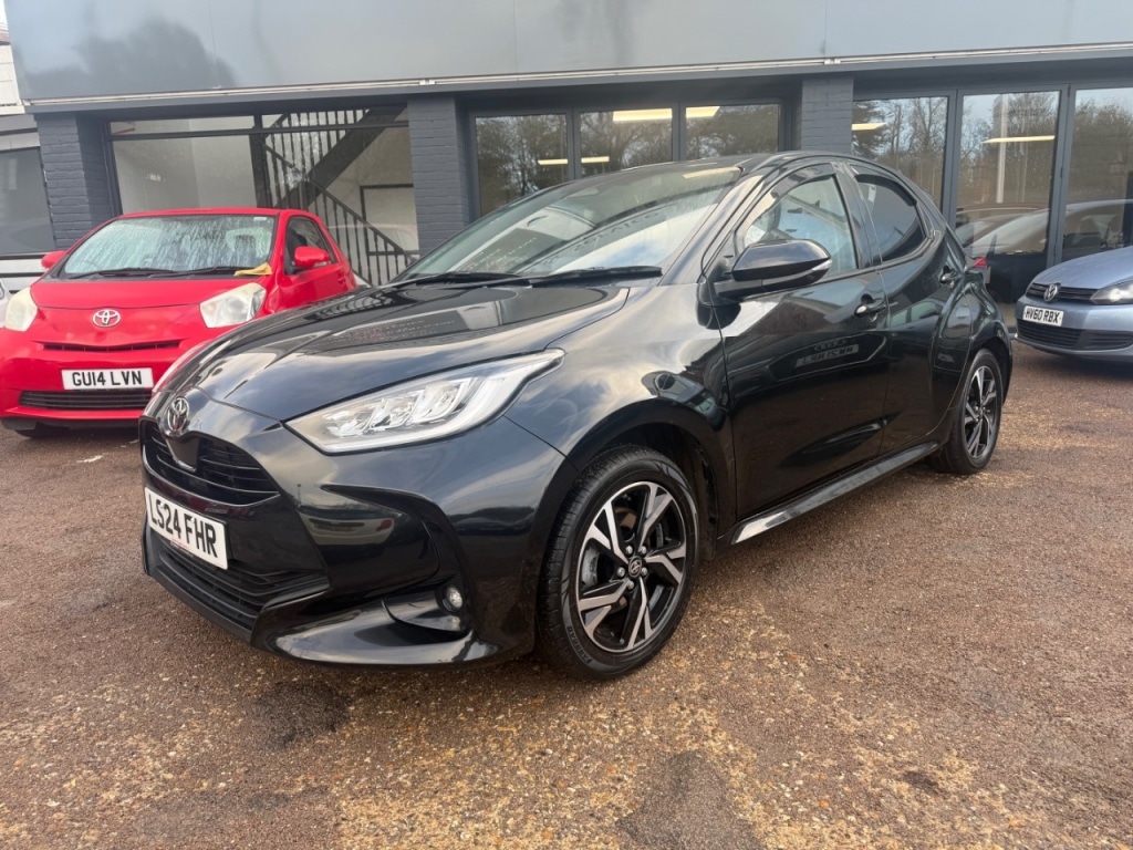 Used Toyota Yaris 2024 for sale - 76541666: Photo 1