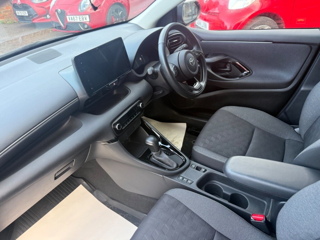 Used Toyota Yaris 2024 for sale - 76541666: Photo 15