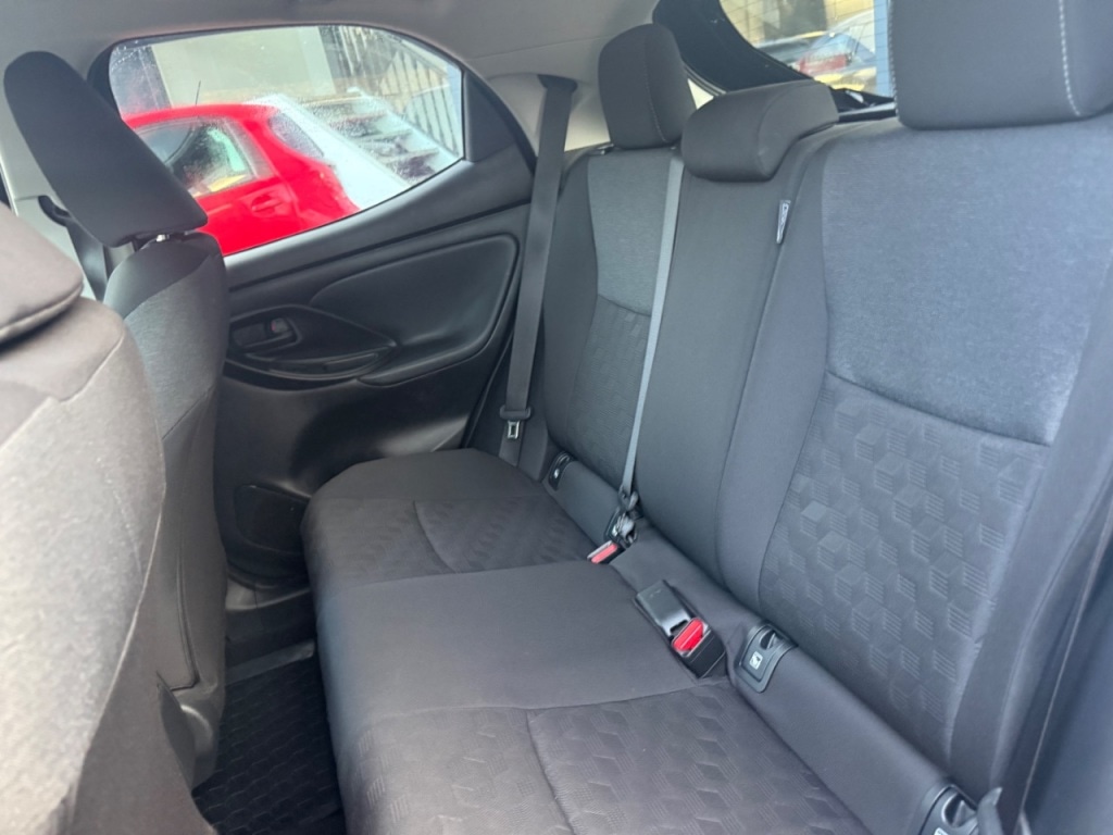 Used Toyota Yaris 2024 for sale - 76541666: Photo 26