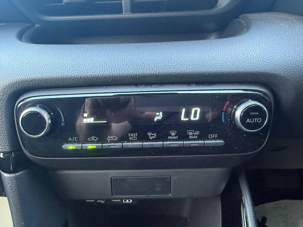 Used Toyota Yaris 2024 for sale - 76541666: Photo 30