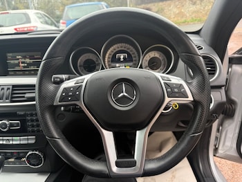 Used Mercedes-Benz C Class 2015 for sale - 76664968: Photo