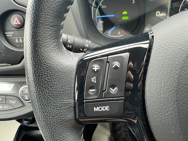 Used Toyota Yaris 2018 for sale - 76299182: Photo 11