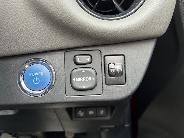 Used Toyota Yaris 2018 for sale - 76299182: Photo 14