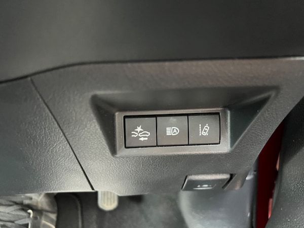 Used Toyota Yaris 2018 for sale - 76299182: Photo 15