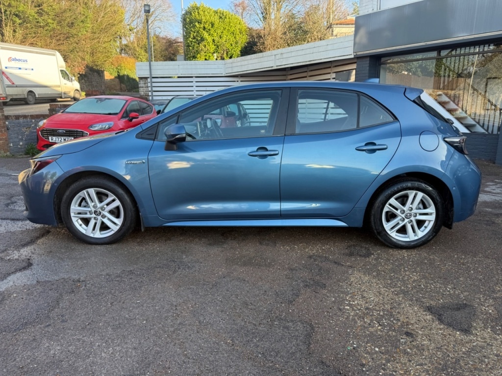 Used Toyota Corolla 2020 for sale - 76882953: Photo 2