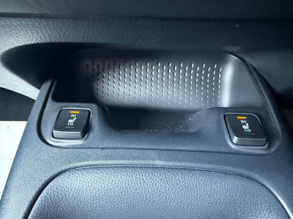 Used Toyota Corolla 2020 for sale - 76882953: Photo 31