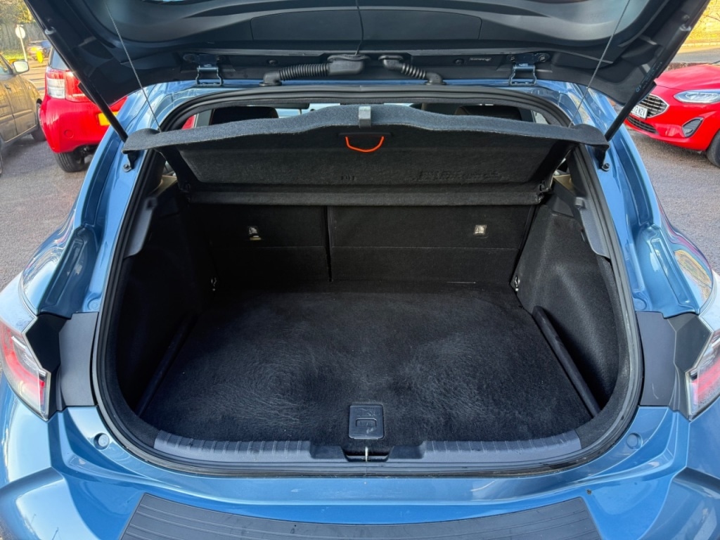 Used Toyota Corolla 2020 for sale - 76882953: Photo 35