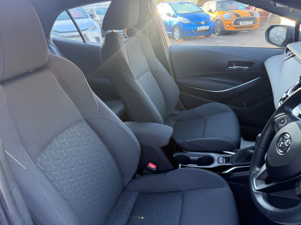 Used Toyota Corolla 2020 for sale - 76882953: Photo 6