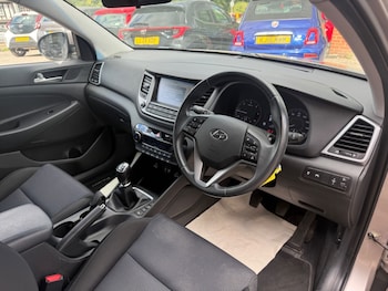 Used Hyundai TUCSON 2016 for sale - 79067611: Photo