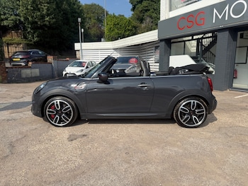 Used MINI Convertible 2019 for sale - 79394179: Photo