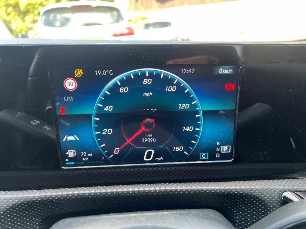 Used Mercedes-Benz A-Class 2018 for sale - 76056570: Photo 10