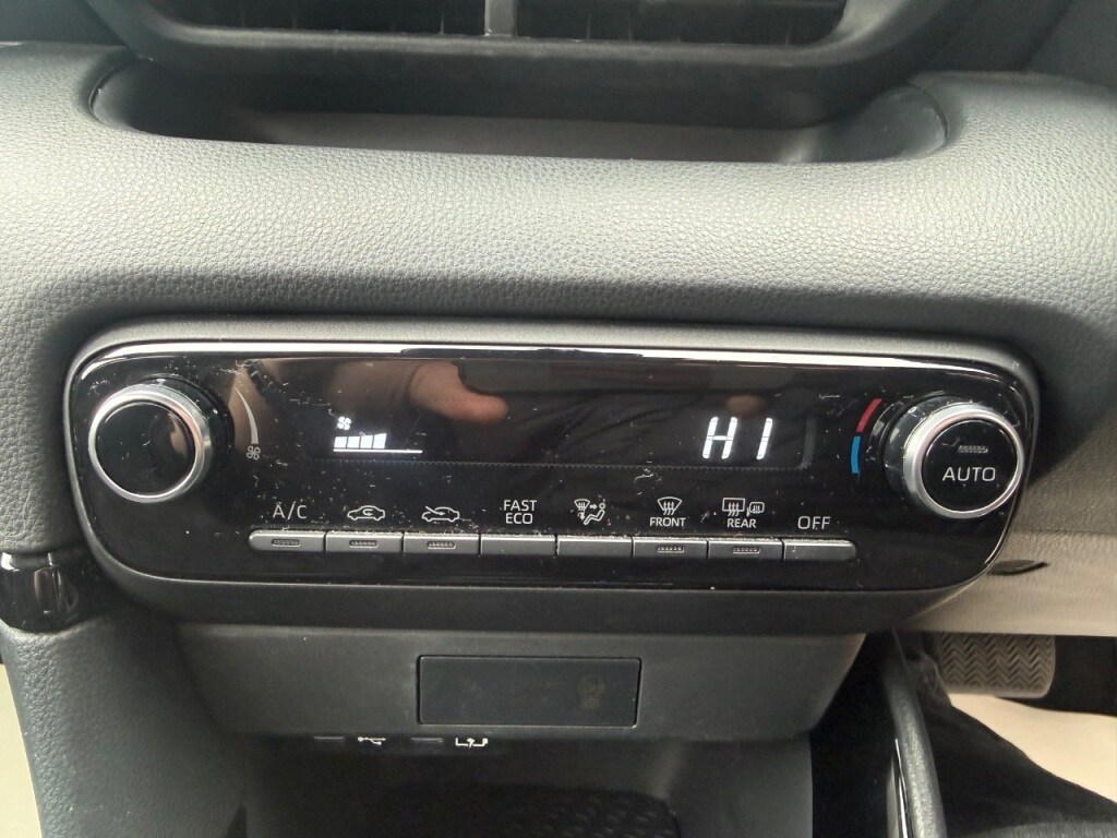 Used Toyota Yaris 2024 for sale - 77850497: Photo 32