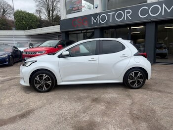 Used Toyota Yaris 2024 for sale - 77850497: Photo