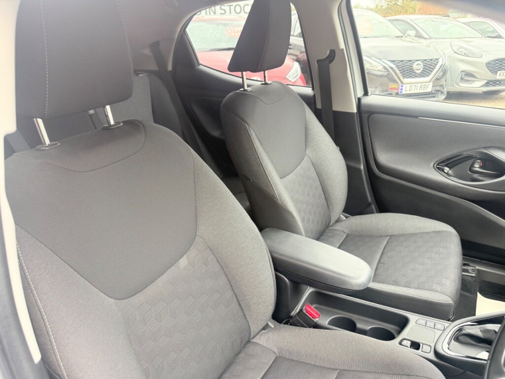 Used Toyota Yaris 2024 for sale - 77850497: Photo 6