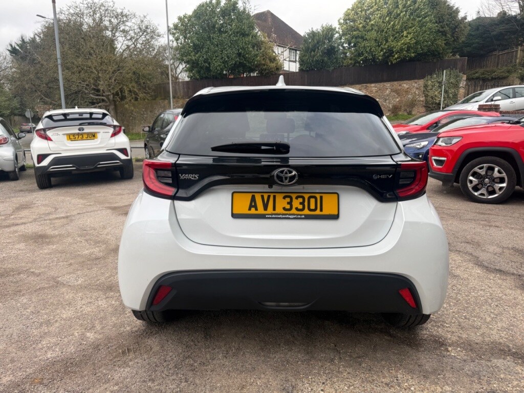 Used Toyota Yaris 2024 for sale - 77850497: Photo 8