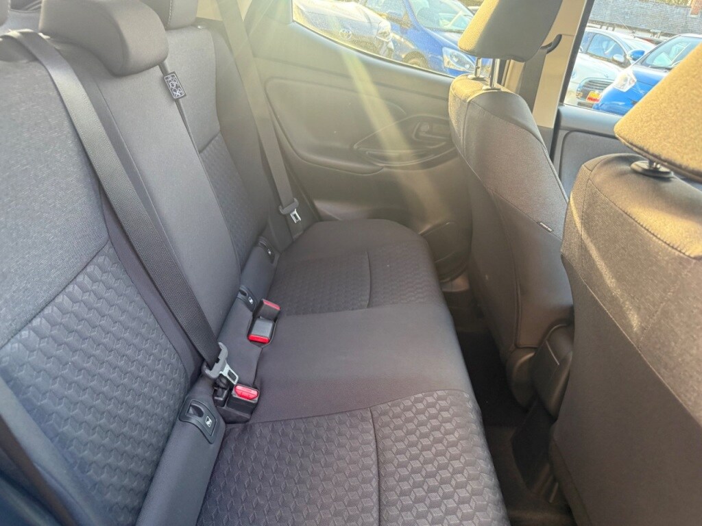 Used Toyota Yaris 2022 for sale - 76641980: Photo 34