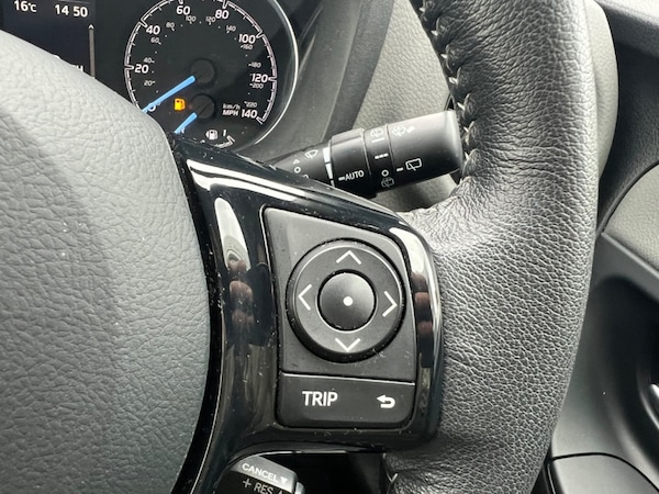 Used Toyota Yaris 2020 for sale - 76162547: Photo 10