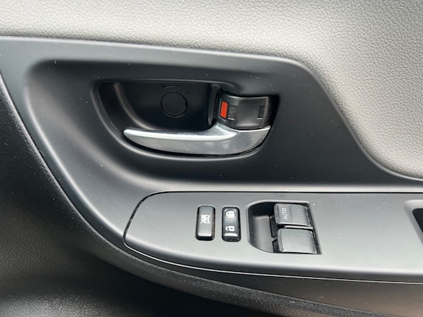 Used Toyota Yaris 2020 for sale - 76162547: Photo 13