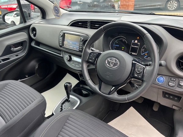 Used Toyota Yaris 2020 for sale - 76162547: Photo 18