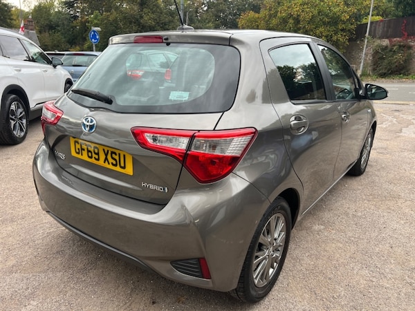 Used Toyota Yaris 2020 for sale - 76162547: Photo 6