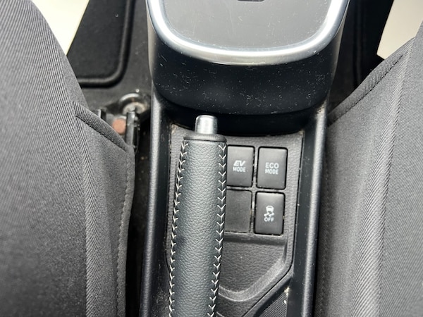 Used Toyota Yaris 2020 for sale - 76162547: Photo 8