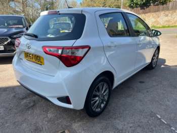 Used Toyota Yaris 2018 for sale - 74299701: Photo