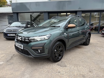 2024 - 1.0 TCe Extreme 5dr CVT - ONE OWNER - FDSH - H/SEATS - CAR PLAY