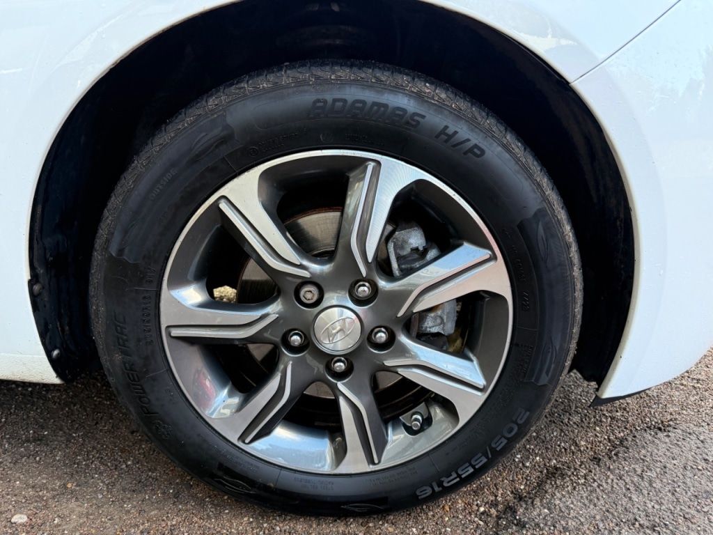 Used Hyundai Ix20 2017 for sale - 76723491: Photo 31