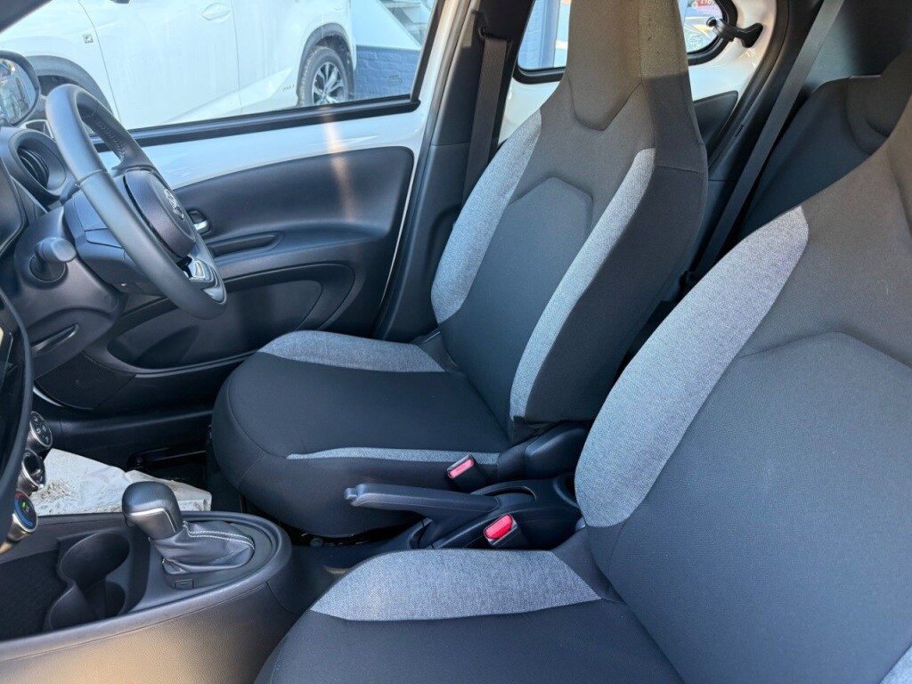 Used Toyota Aygo X 2024 for sale - 76520227: Photo 15