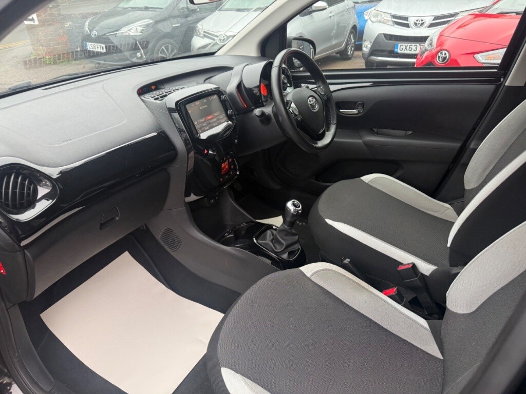 Used Toyota AYGO 2017 for sale - 78145045: Photo 28