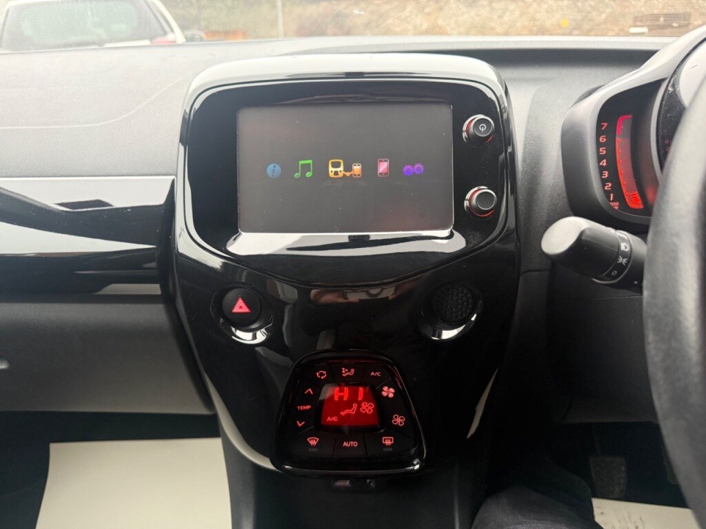 Used Toyota AYGO 2017 for sale - 78145045: Photo 30