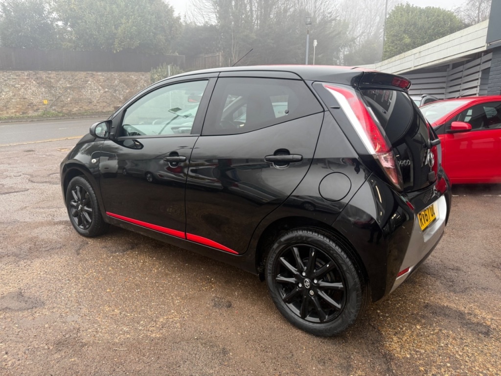 Used Toyota AYGO 2017 for sale - 78145045: Photo 4