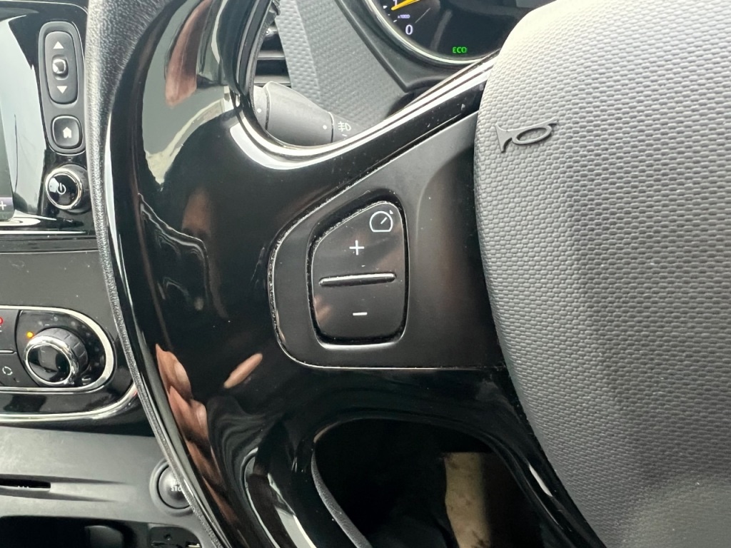 Used Renault Captur 2015 for sale - 76469393: Photo 10