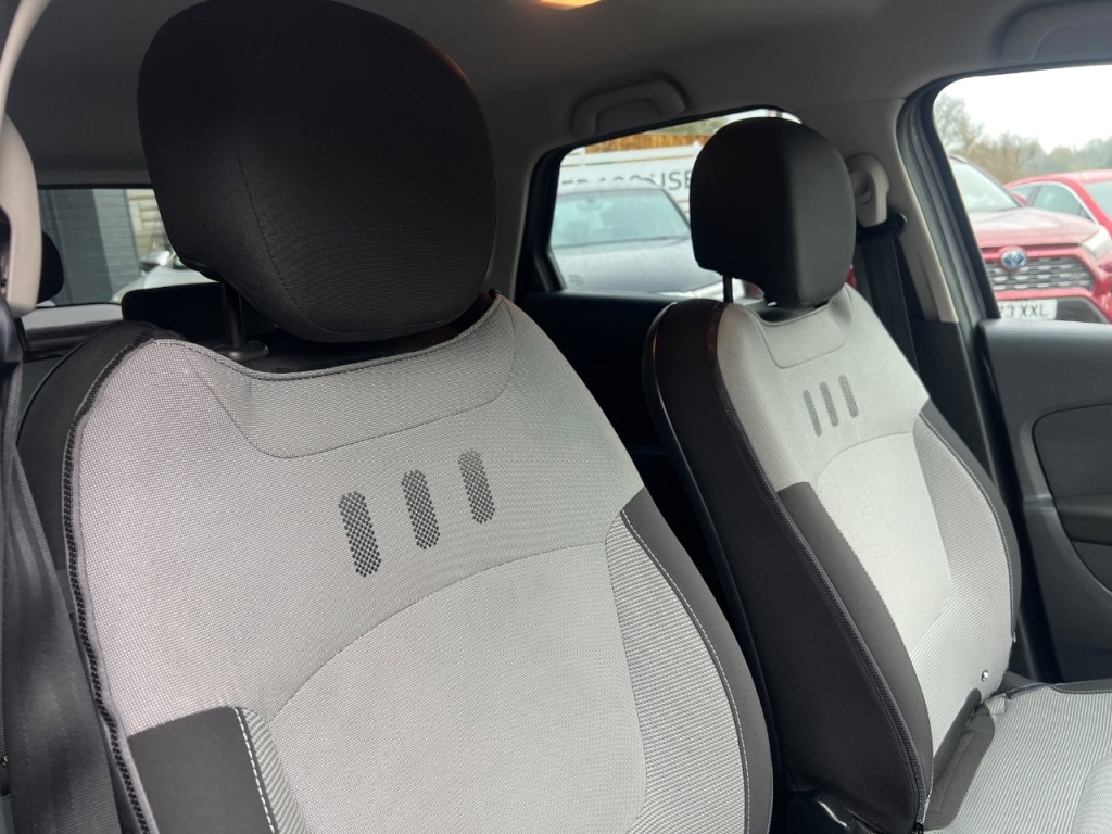 Used Renault Captur 2015 for sale - 76469393: Photo 16