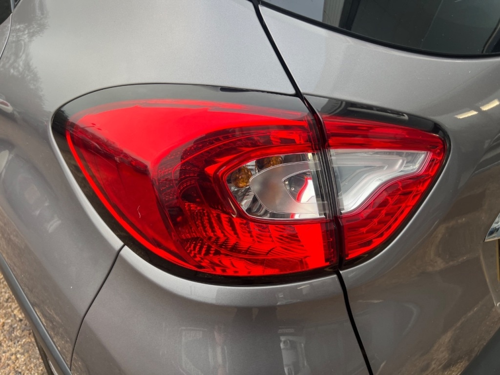 Used Renault Captur 2015 for sale - 76469393: Photo 21