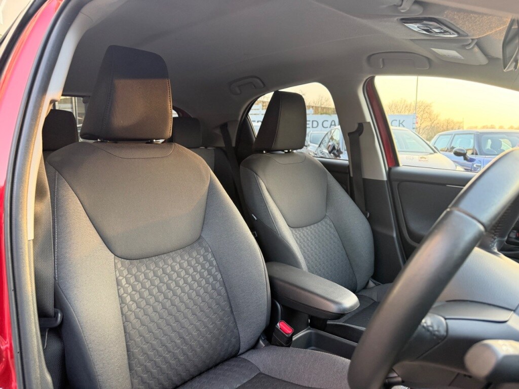 Used Toyota Yaris 2023 for sale - 77747483: Photo 20